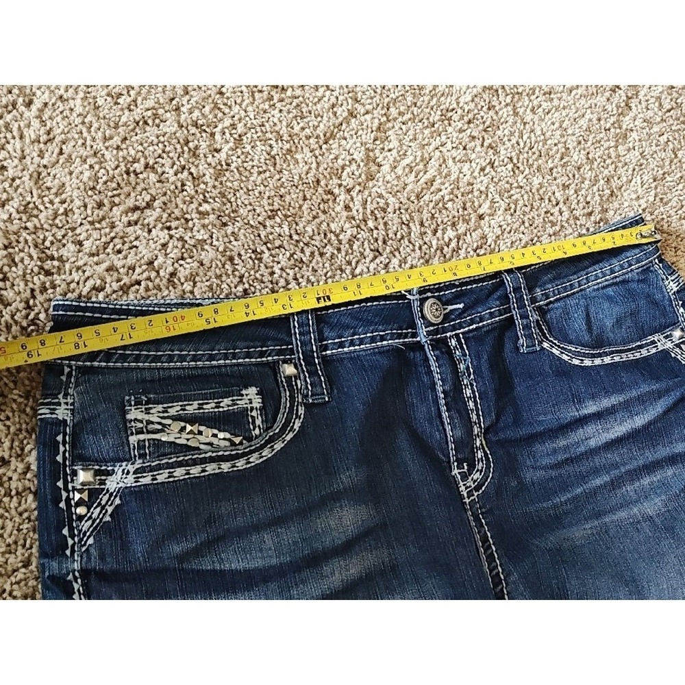 Hydraulic Bailey Women Plus Size 18 Dark Wash Embroidered Denim Capri Jeans - Picture 3 of 16